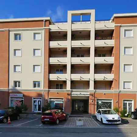 Apartments Pegasus Lux-3