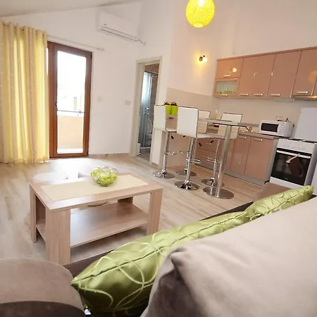 Apartmani Mizdrak-3