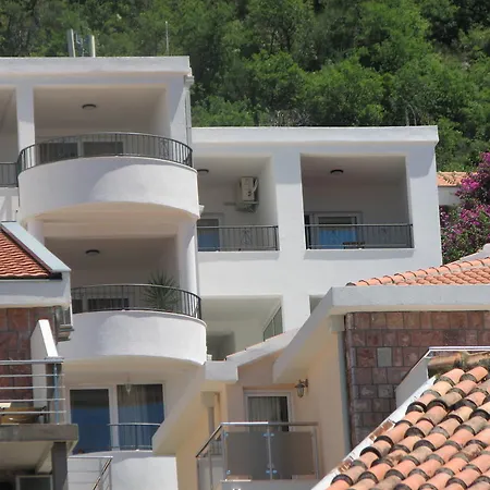 Apartments Leut-3