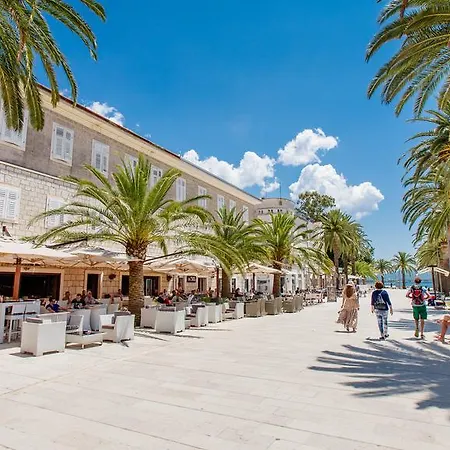 Riva Guesthouse-3