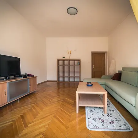 Apartment Kruna Center-3