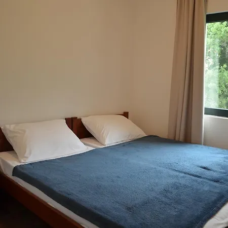 Lero Apartments-3