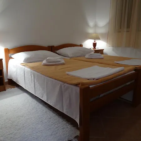 Apartments Ilinka-2
