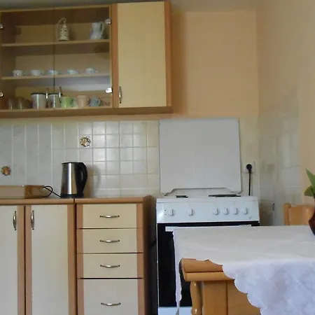 Apartment And Rooms Novka-2