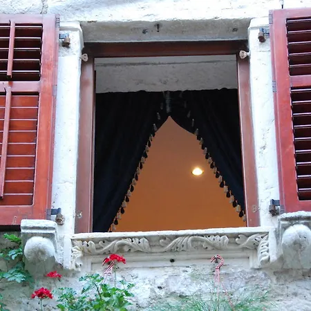 Vg Three Bedroom Castle-3