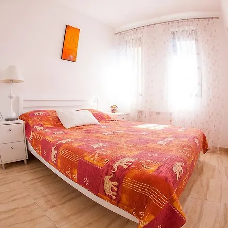 Apartments Charme-3