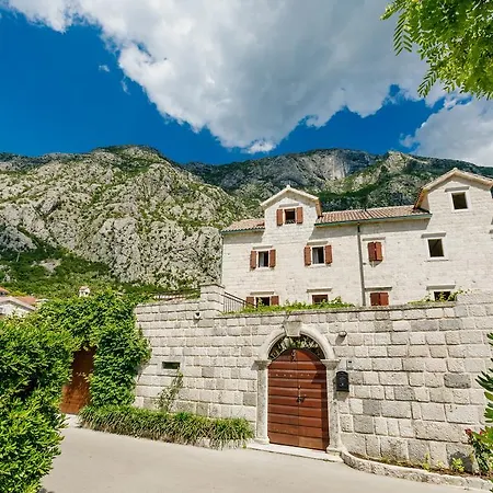 Villa Luxury Stone On The Sea With Private Pool And View-3