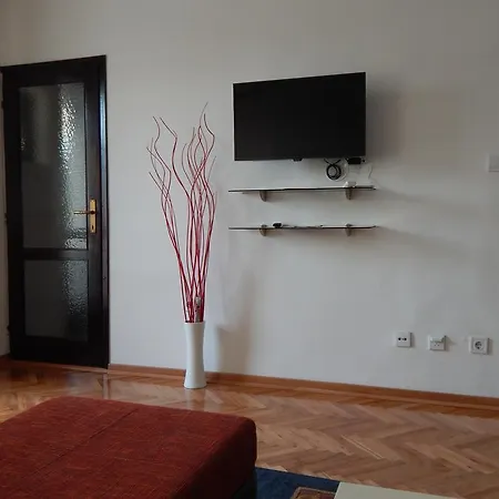 Apartment Knez Kotorska-3
