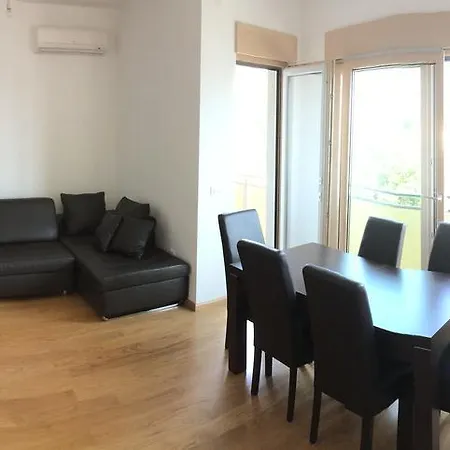 Relax Apartment Becici-3