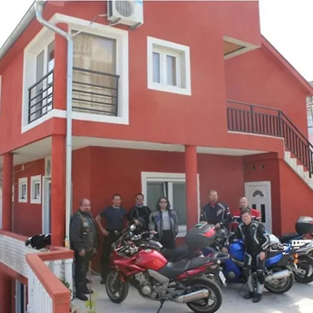 Apartments Bordo-3