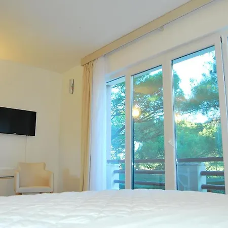Hotel Art Media-3