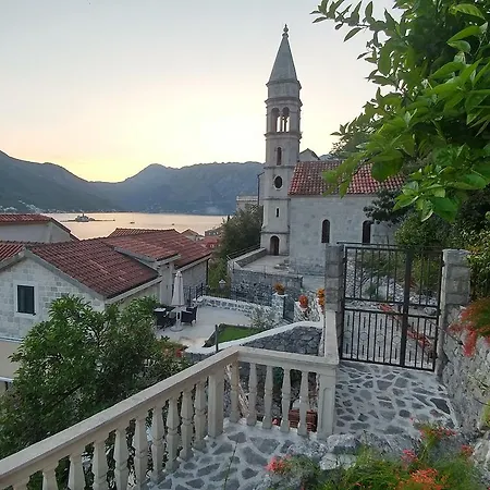 Bellavistazmukic Guesthouse-3