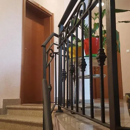 Apartman Centar Lux-2