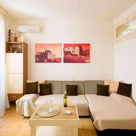 Portun Apartment-2