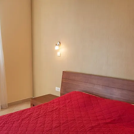 Apartments Lila Aurea-2