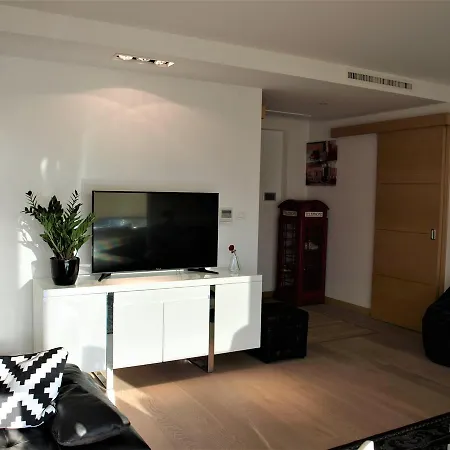 Red Lux-2