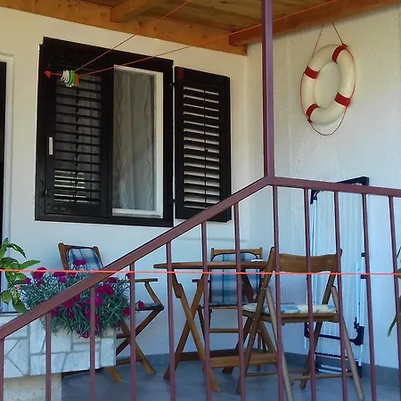 Apartment Biser-3