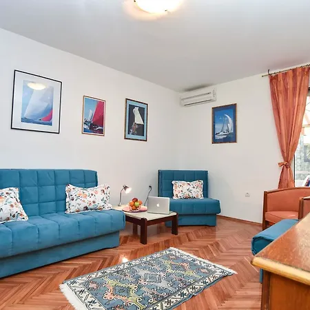 Family Apartment Close To Slovenska Beach-2