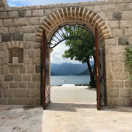Stone House 264 Beachfront Villa With Private Beach-3