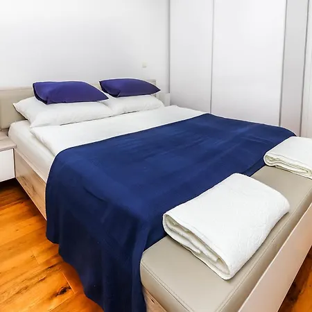 Apartments Gallery-3