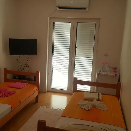 Room With Sea View-2