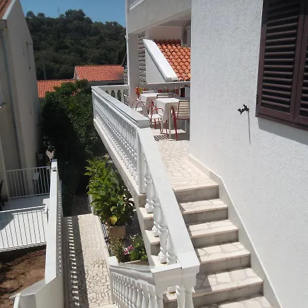Guest House 4M-2