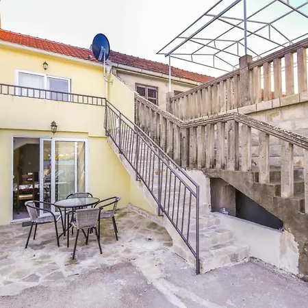 Apartments Bella Di Boka-3