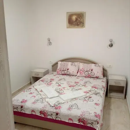 Apartmani M&V-2
