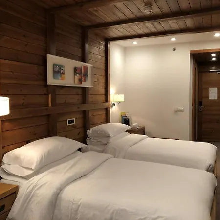 Four Points By Sheraton Kolasin-3
