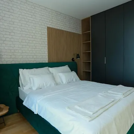 Lux Apartments Wow-3