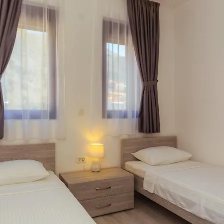 Belvedere Apartments-2