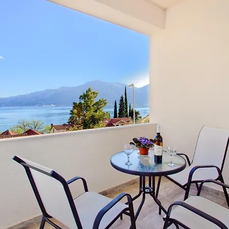 Sea Star Apartments-2