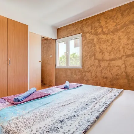Libra Apartments-3
