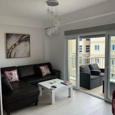 Urban Apartment-3