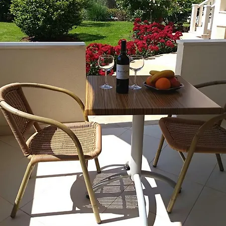 Vila V Lux Apartments-3