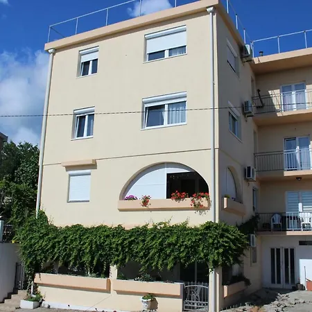 Montenegrina Apartment-2