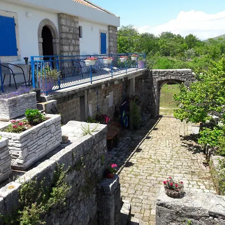 Holiday House Stari Volat-2
