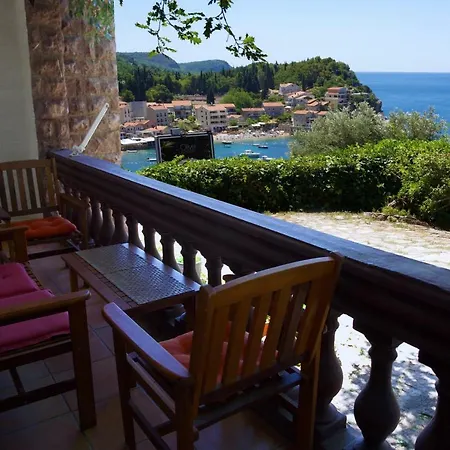 Villa Sara Guesthouse-3