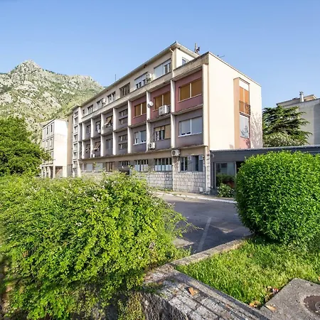 Apartman Kotor-2