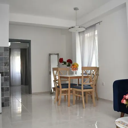 Art Apartments-3