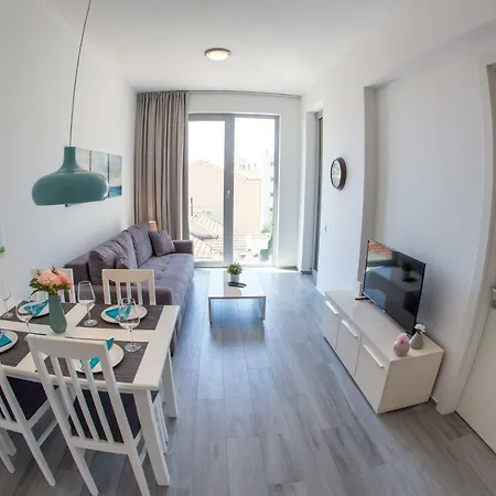 Apart Sky Residence With Sea View In Delmar-3