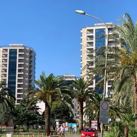 Panoramic Sea View 3-Bedroom Apartment 50 M From The Sea-2