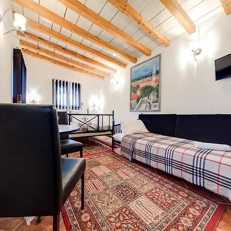 Oasis Seaside Rooms-2