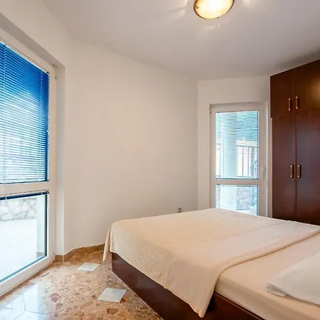 Apartments Kruna-3