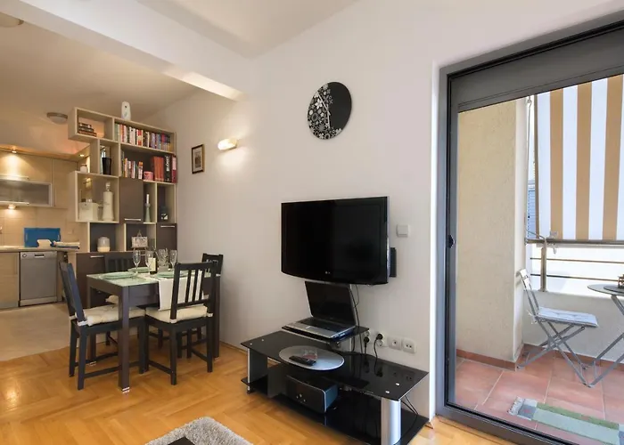 Lordor Apartment Budva