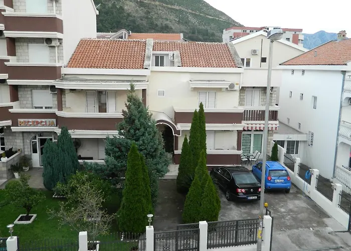 Mena Apartmani Budva