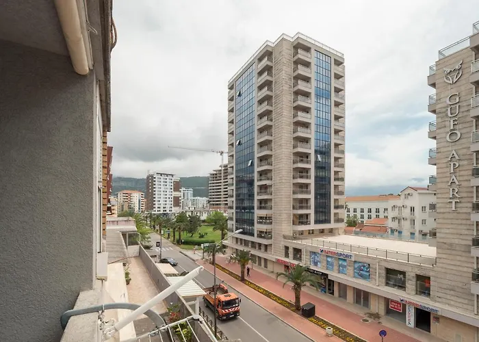 Maxim Family Apartment Budua