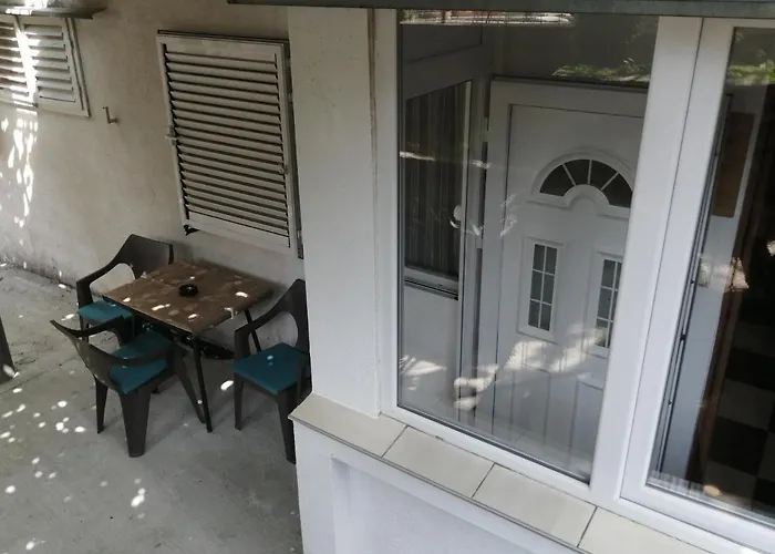 State Apartmants 2 Kotor
