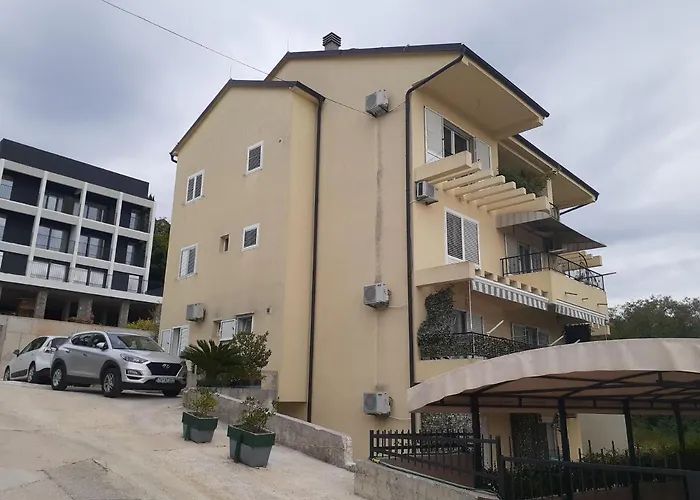 Apartmani Irena Tivat