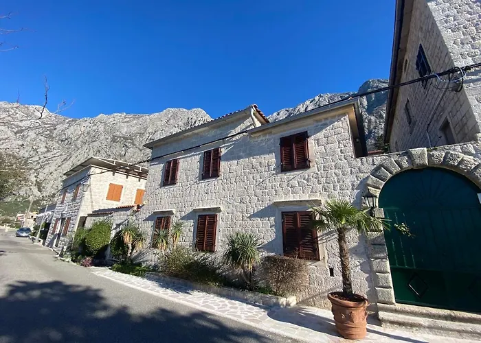 Villa Casa Pasinovic Cattaro privato